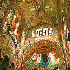 طراحی داخلی فضاهای مذهبی و مقدس